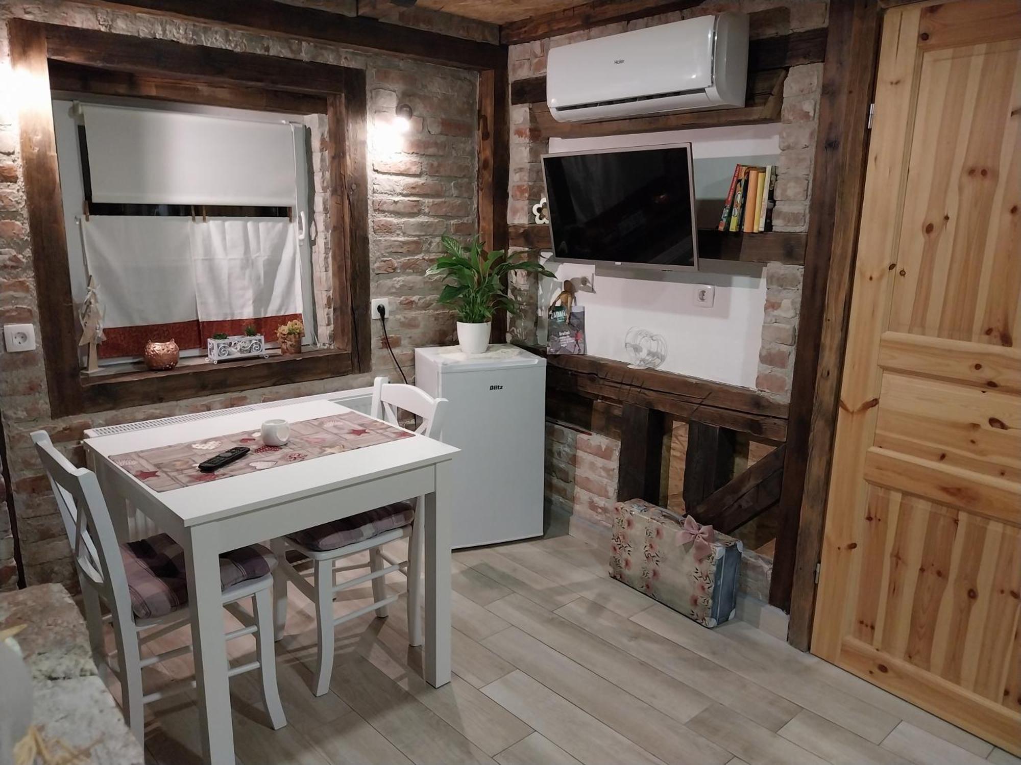 Apartman Ada Gračac Dış mekan fotoğraf