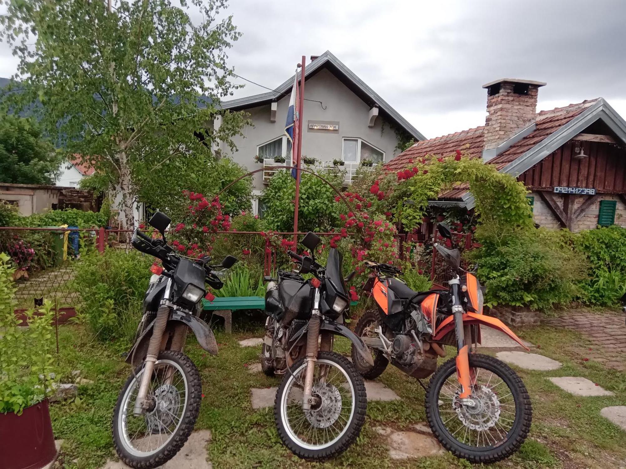 Apartman Ada Gračac Dış mekan fotoğraf